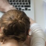 Faltar no aviso prévio